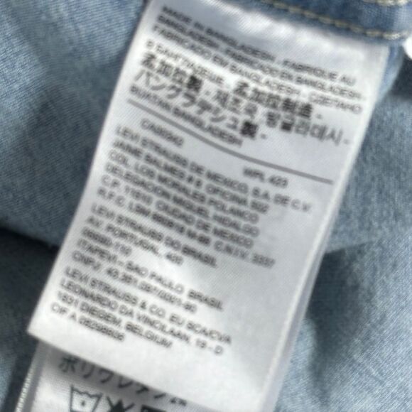 Wrangler Pearl Button Snap Front Light Wash Denim Shirt Sz M - Picture 6 of 7